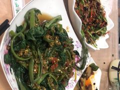 -洪霞餐馆