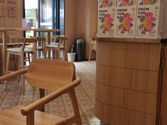 大堂-霸王茶姬(大学城熙街店)