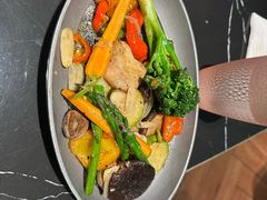 -DEEP·深美式餐吧(五棵松华熙LIVE店)