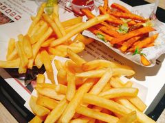 -The Habit Burger Grill 哈比特汉堡(复兴soho店)