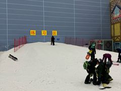 -广州热雪奇迹