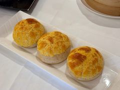 酥皮叉烧包-白天鹅宾馆-宏图府餐厅
