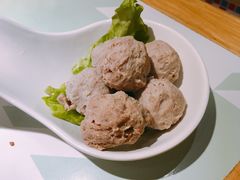 手打牛肉丸-疆牛出栏·潮汕牛肉火锅(德汇万达店)