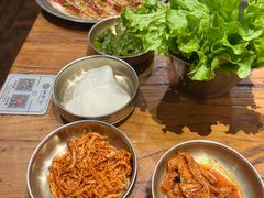 -韩景台烤肉(八大处店)