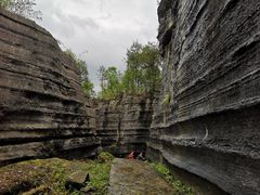 -梭布垭石林景区
