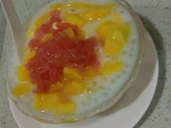 杨枝甘露-芬芳甜品(同福路店)
