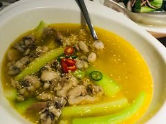 活阎罗跳水牛蛙-江湖情酸菜鱼(万菱汇店)