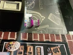-喝丢一只鞋辣炒海鲜小烧烤(三八广场店)