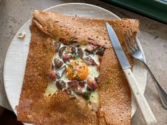 鸡蛋蘑菇熏肉荞麦可丽饼-RAC BAR(安福路店)