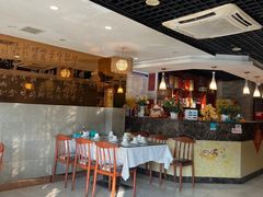 -黄家饺子东北特色菜馆(湖滨商业街店)