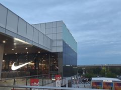 -首创奥特莱斯(北京店)