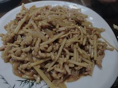-胡胜锐辣椒炒肉(河北店)