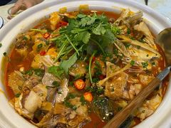 -魏铭鱼头捞饭(晋阳路店)