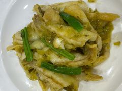雪菜炒黄鱼脯-顺风海鲜港(金玉兰店)
