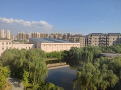 -陕西华浮宫酒店(未央湖公园店)