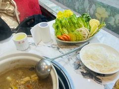 -原林野山菌火锅·炒菌(关上野生菌一条街店)