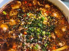 -兔行天下-鸿鹤鲜锅兔(中海国际店)