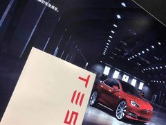 -TESLA 特斯拉(上海太古汇体验店)