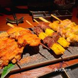 一家居酒屋 最好吃的竟然是火腿（不是一家店啦！）