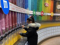 -m豆巧克力世界(上海世茂广场店)