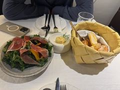 -LESCEDARS Brasserie Bistro香柏树
