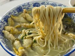 -明呈黄鱼面馆(斜土路店)