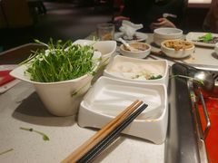 -海底捞火锅鲜切牛肉主题店(长寿路店)