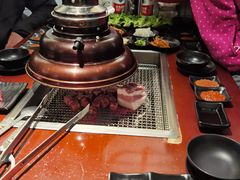 -肉甲韩国木炭烤肉(新壹街1店)