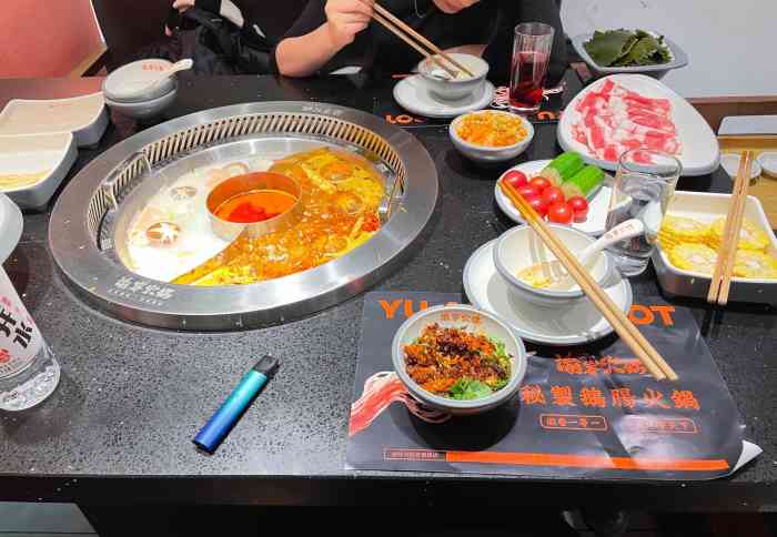 渝岸火锅(浙江路店)-"男朋友想吃火锅基本都是来这里!有自助的.