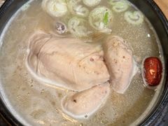 -长寿参鸡汤(朝韩风情街店)