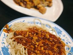 驴肉黄面-敦煌达记酱驴肉黄面馆