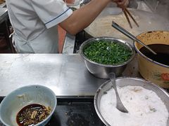 -天天锅贴王(迎凤街店)