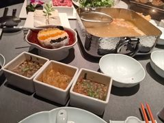 -左庭右院鲜牛肉火锅黑金店(陆家嘴中心店)