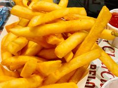 -The Habit Burger Grill 哈比特汉堡(爱琴海店)