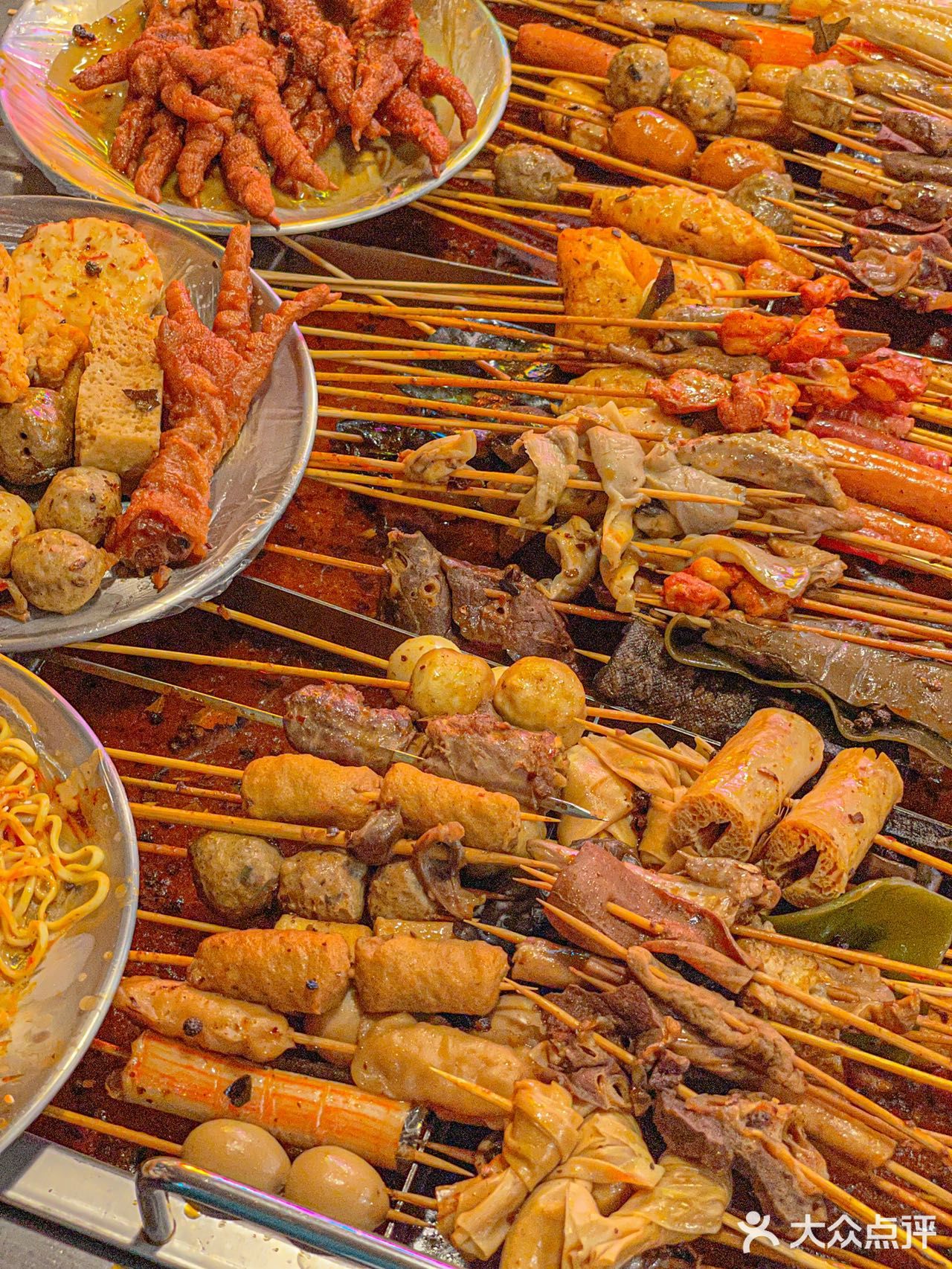 南京这家脏摊麻辣串🔥黏糊糊的嘎嘎香🥰