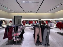 -URBAN REVIVO(佛山南海万达广场店)