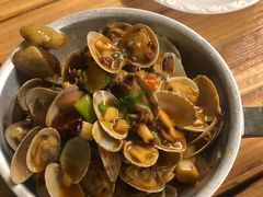 -霄汉牛三鲜湖北砂锅菜(万松园2店)