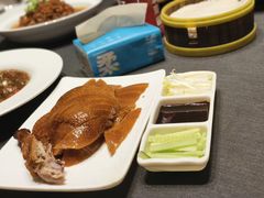 -艳阳天民俗村(公园路店)
