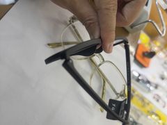 -罗伯特眼镜·蔡司官方授权(罗湖国贸店)