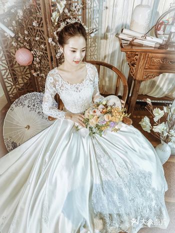 在今天我们要结婚了，老婆让我立下结婚的誓言：我俩自愿