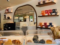 面包甜点陈列柜-Peet's Coffee皮爷咖啡(大学路店)