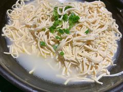 浓汤煮干丝-新白鹿餐厅(悠迈生活广场店)