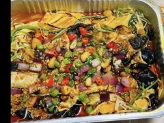 -鸣记脆皮烤鱼·海鲜烤鱼(三八广场店)
