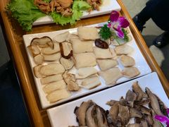 -阿鹏故事野生菌火锅(双廊古镇店)