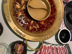 澳洲谷饲100天肥牛-哥老官重庆美蛙鱼头(宝山龙湖店)