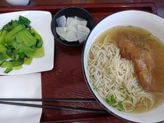 -百年老字号·观振兴蟹黄面·三虾面·苏式面(观前街富仁坊巷店)