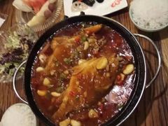 雅菲铁板臭桂鱼-YAFEE雅菲·粤菜·湘菜·融合菜(魏公村店)