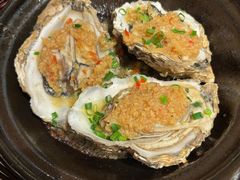 蒜蓉焗生蚝-恭喜上堓砂锅焗·海鲜大排档(闵行龙湖店)