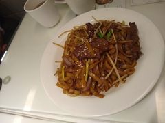 -新大咀港式茶餐厅(宝山万达店)