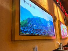-富正毅三下锅·湘西韵味(天门山索道店)